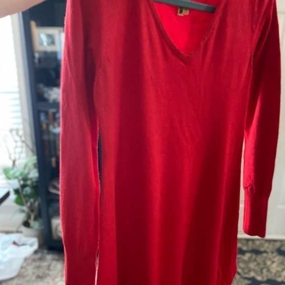 P luca milano Red Sweater Dress. - Picture 10 of 13